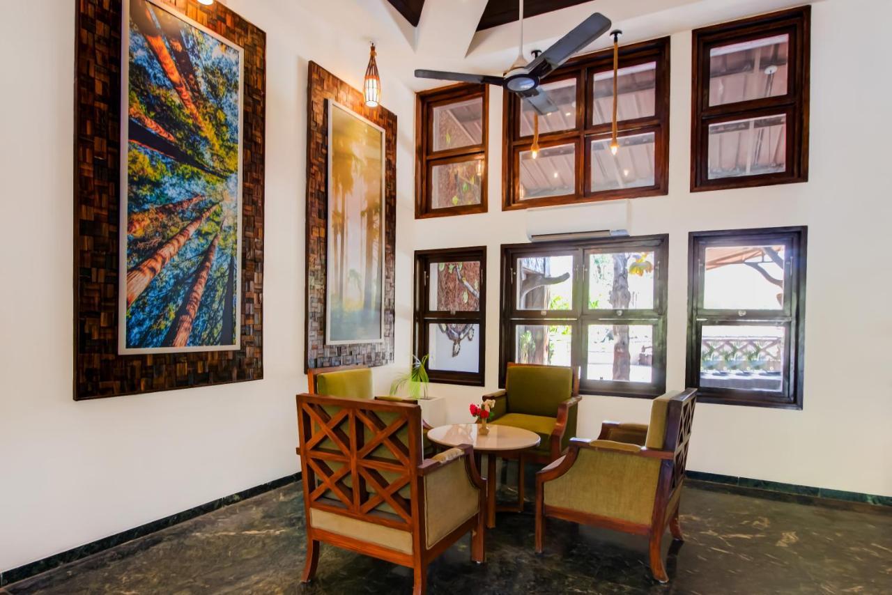 Отель Club Mahindra Netrang Экстерьер фото
